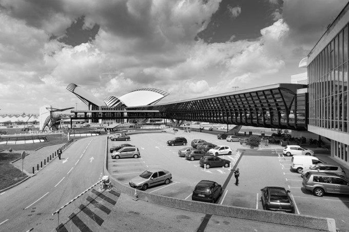 Raggiungere l'aeroporto di Bologna auto parcheggio